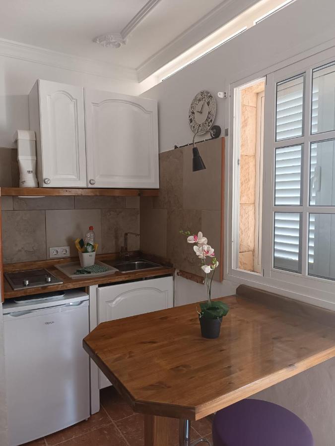 Landhaus Solo Adultos, Tuneras *