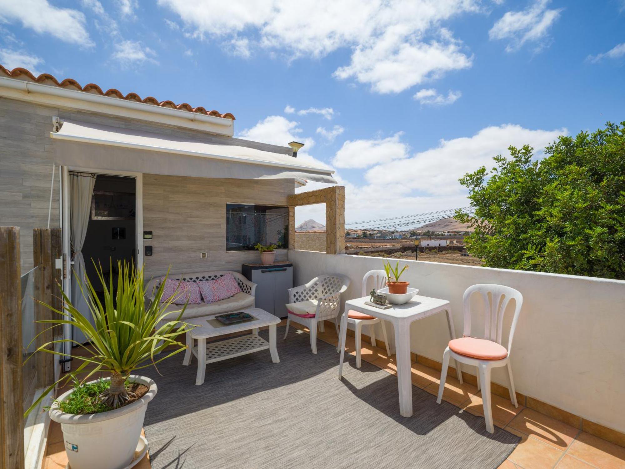 Solo Adultos, Tuneras Landhaus La Oliva